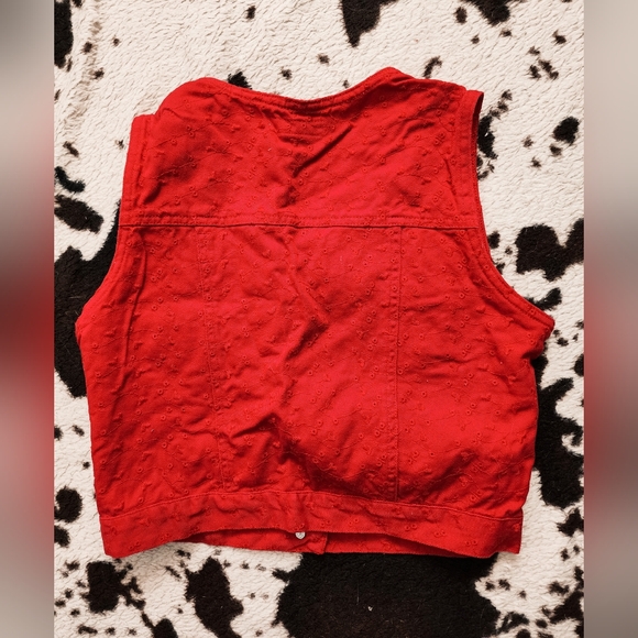"XHILARATION " WOMEN'S 90'S/Y2K CROPPED VEST - RED - Picture 3 of 4